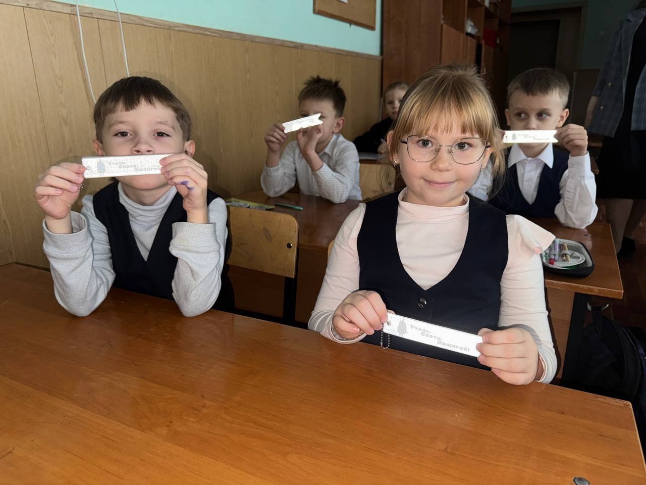 Сотрудники ЦДиТН ПБДД Госавтоинспекции УМВД России по Рязанской области провели пеший урок-экскурсию в школе № 55 города Рязани Сотрудники ЦДиТН ПБДД Госавтоинспекции УМВД России по Рязанской области провели пеший урок-экскурсию в школе № 55 города Рязани