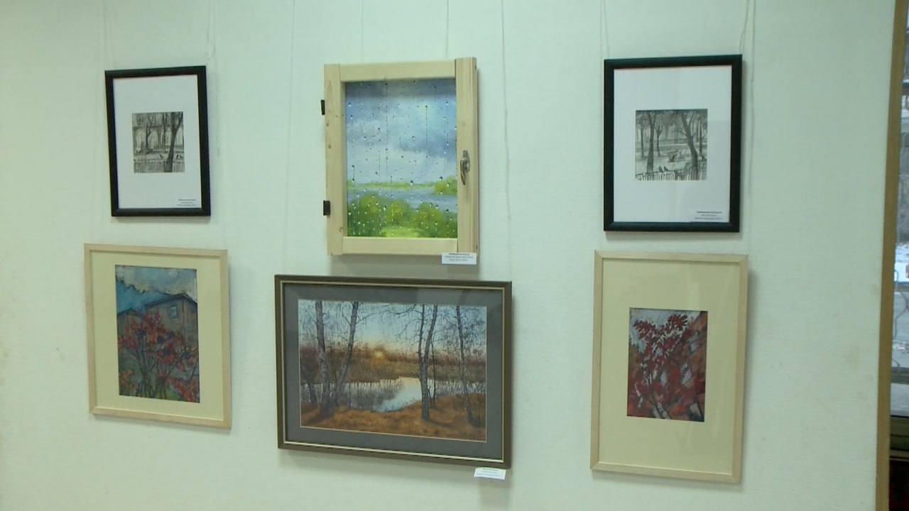 В выставочном зале "Артрум" открылась яркая художественная выставка