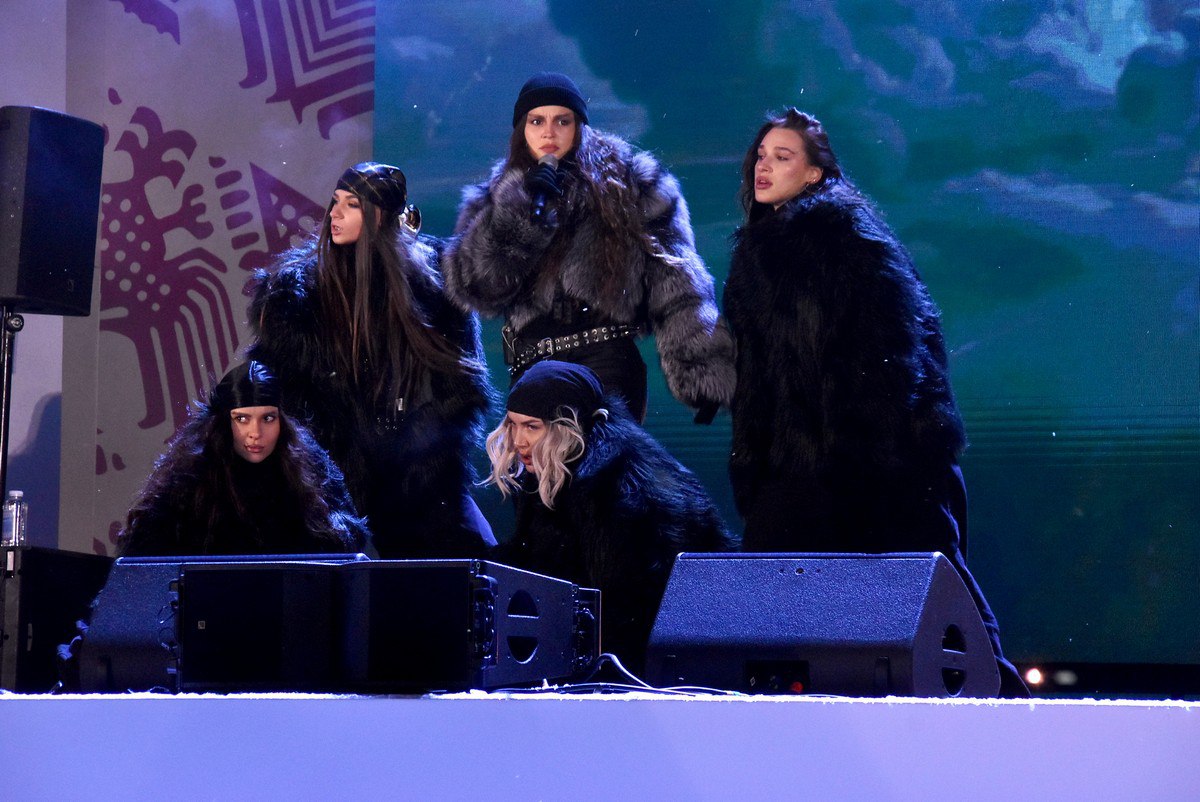 В Рязани начались праздничные гуляния «Новогодняя столица России» В Рязани начались праздничные гуляния «Новогодняя столица России»