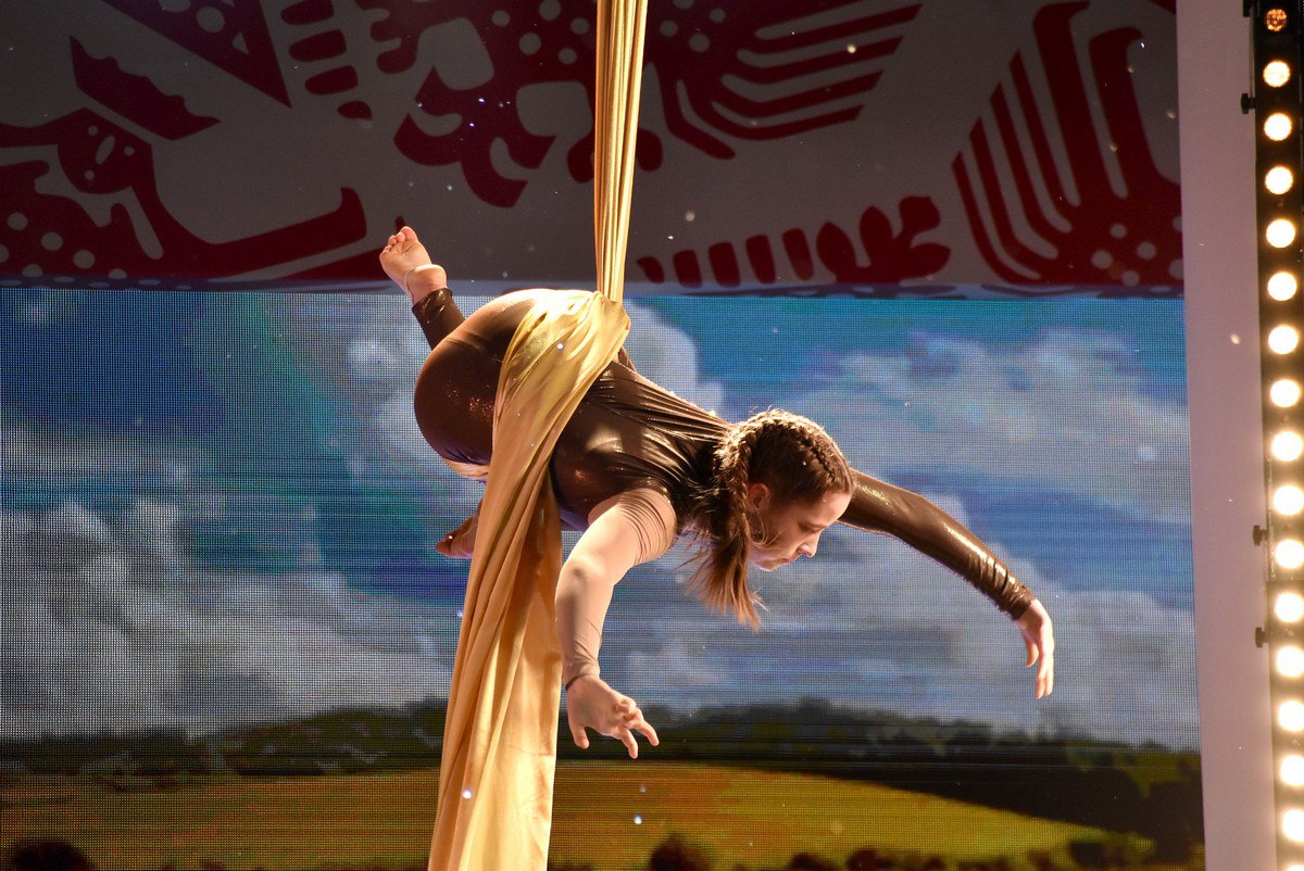 В Рязани начались праздничные гуляния «Новогодняя столица России» В Рязани начались праздничные гуляния «Новогодняя столица России»