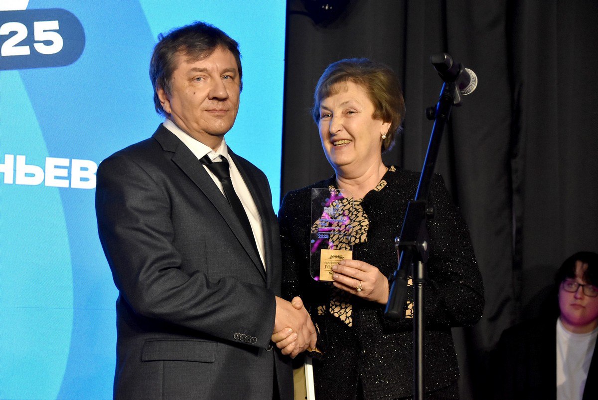 В рязанском Доме молодежи подвели итоги регионального конкурса «Профессионал года» В рязанском Доме молодежи подвели итоги регионального конкурса «Профессионал года»