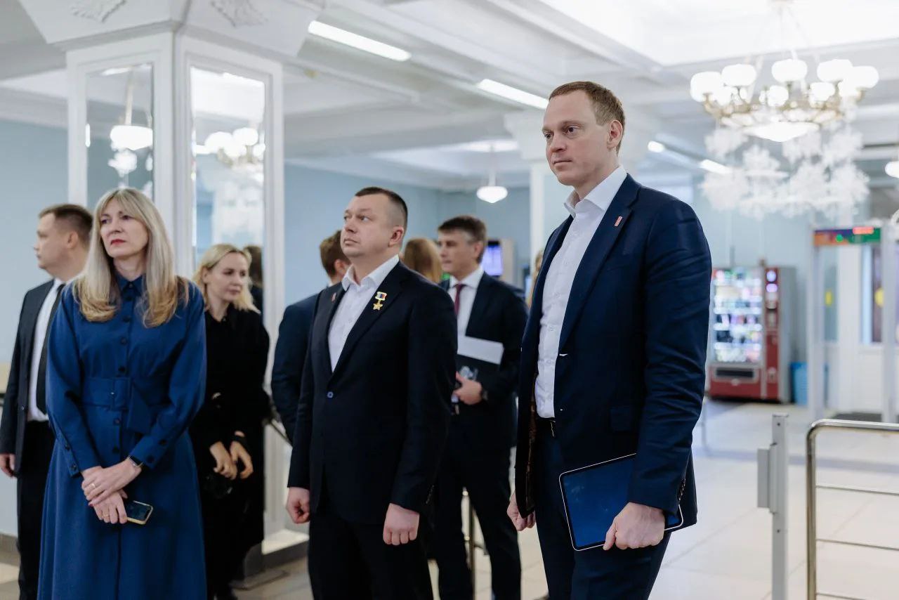 Павел Малков: Рязанскую область с рабочим визитом посетил Герой России, председатель правления Движения Первых Артур Валерьевич Орлов Павел Малков: Рязанскую область с рабочим визитом посетил Герой России, председатель правления Движения Первых Артур Валерьевич Орлов