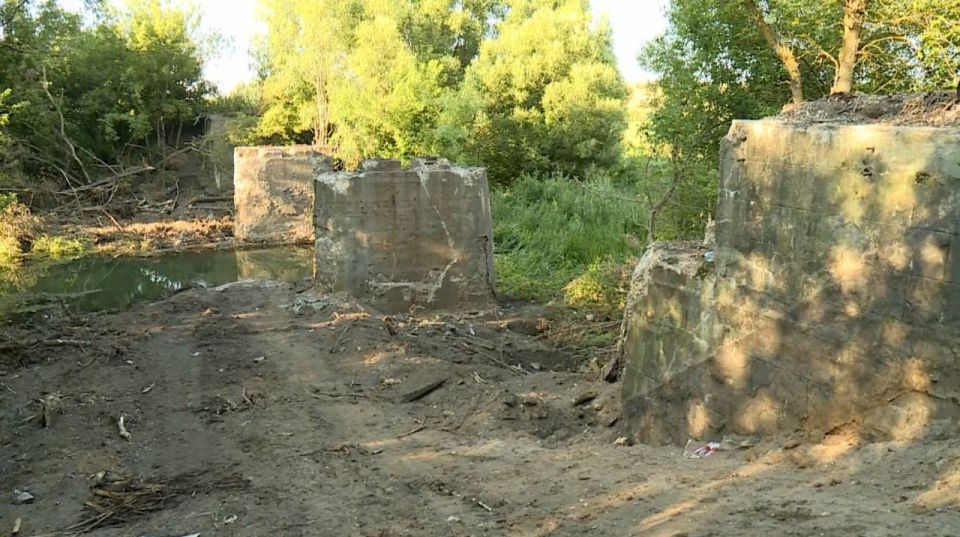 ��������� ���� � ����� ����� � ���������� ������ ��������� � �������� � ���