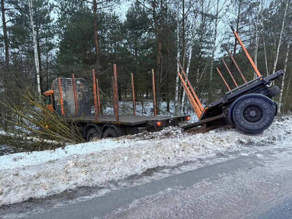 18 �������, �������� � 6.35, � ������������ ������ �� 214-�� ��������� ���������� �������-���������-����-�������, �� ��������������� ����������, 64-������ ������ ���������� �������, �������� �������� ����������� ���ͻ...