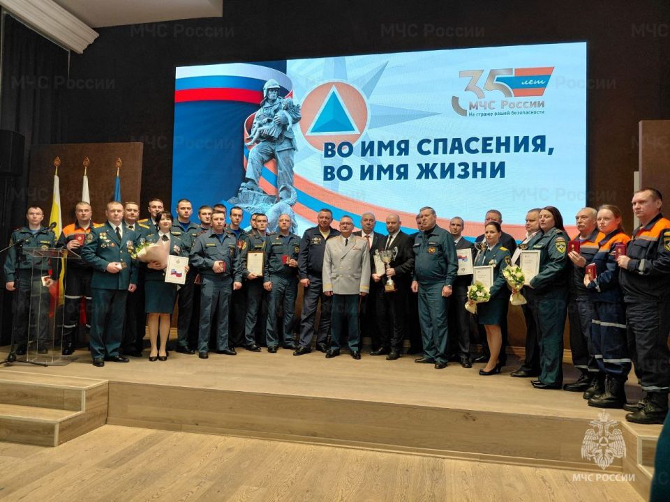 � ������ ������ ������������� �����������, ����������� 35-����� ��� ������