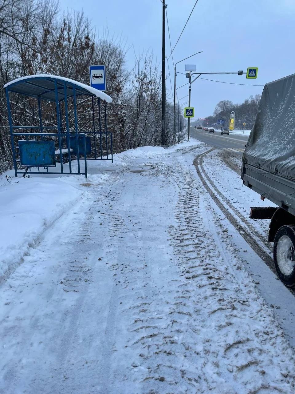 Сотрудники ДБГ проводят уборку областного центра Сотрудники ДБГ проводят уборку областного центра