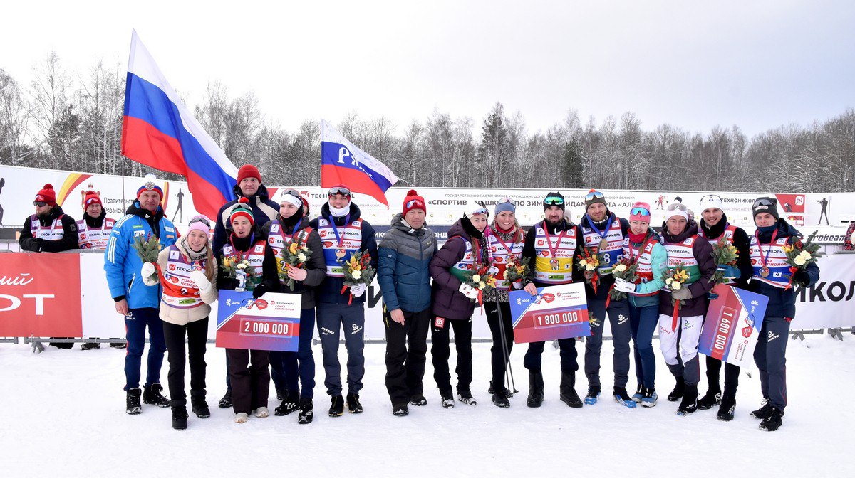 Губернатор Рязанской области Павел Малков наградил победителей II лыжно-биатлонного турнира «Технониколь. Гонка чемпионов» Губернатор Рязанской области Павел Малков наградил победителей II лыжно-биатлонного турнира «Технониколь. Гонка чемпионов»