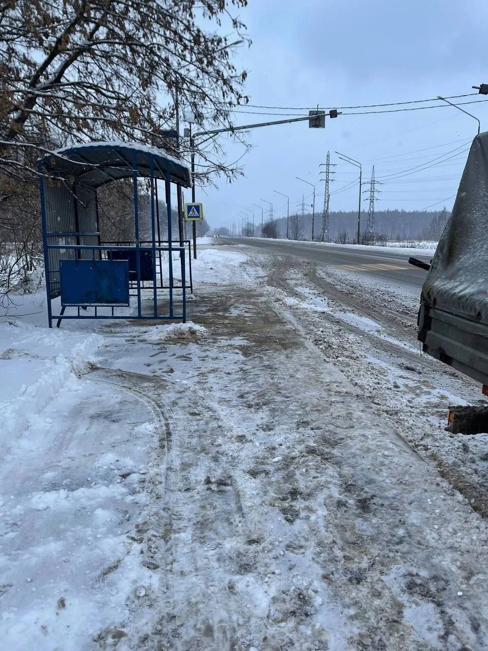 Сотрудники ДБГ проводят уборку областного центра Сотрудники ДБГ проводят уборку областного центра