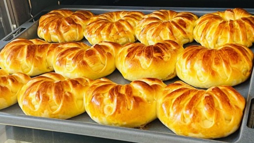 Великолепные яблочные булочки: легко и просто на дрожжевом тесте