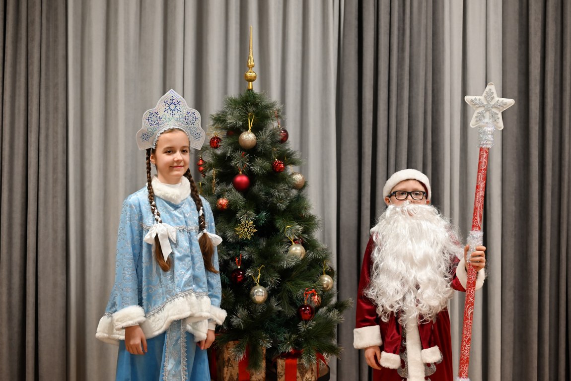 9 тысяч активистов Рязанской области приняли участие во Всероссийской акции Движения Первых «Российский детский Дед Мороз»