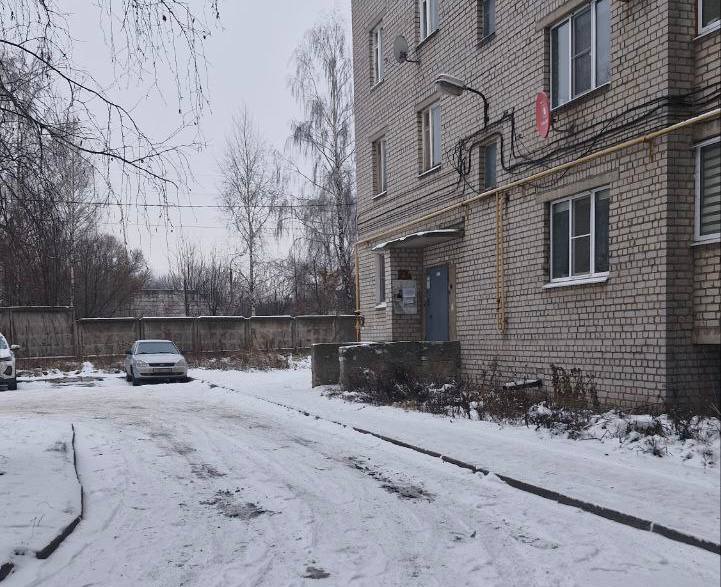 Прокуратура Октябрьского района г. Рязани проверила соблюдение законодательства в сфере жилищно-коммунального хозяйства при управлении многоквартирным домом № 18, расположенном на улице Загородной