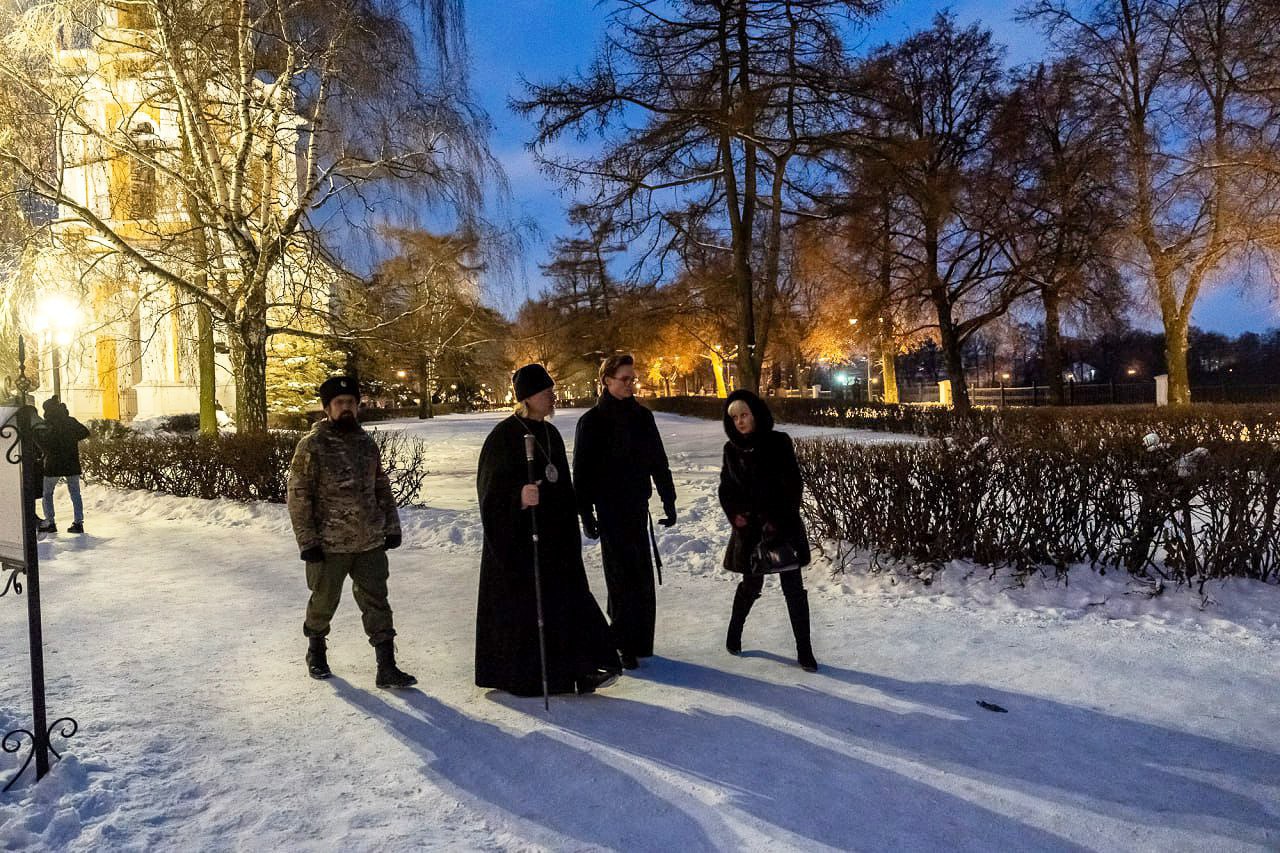 Народные дружинники отрядов «Рязанская дружина», «Казачий рубеж» и «Северная дружина» Советского района города Рязани принимали активное участие в охране общественного порядка во время проведения новогодних мероприятий в... Народные дружинники отрядов «Рязанская дружина», «Казачий рубеж» и «Северная дружина» Советского района города Рязани принимали активное участие в охране общественного порядка во время проведения новогодних мероприятий в...