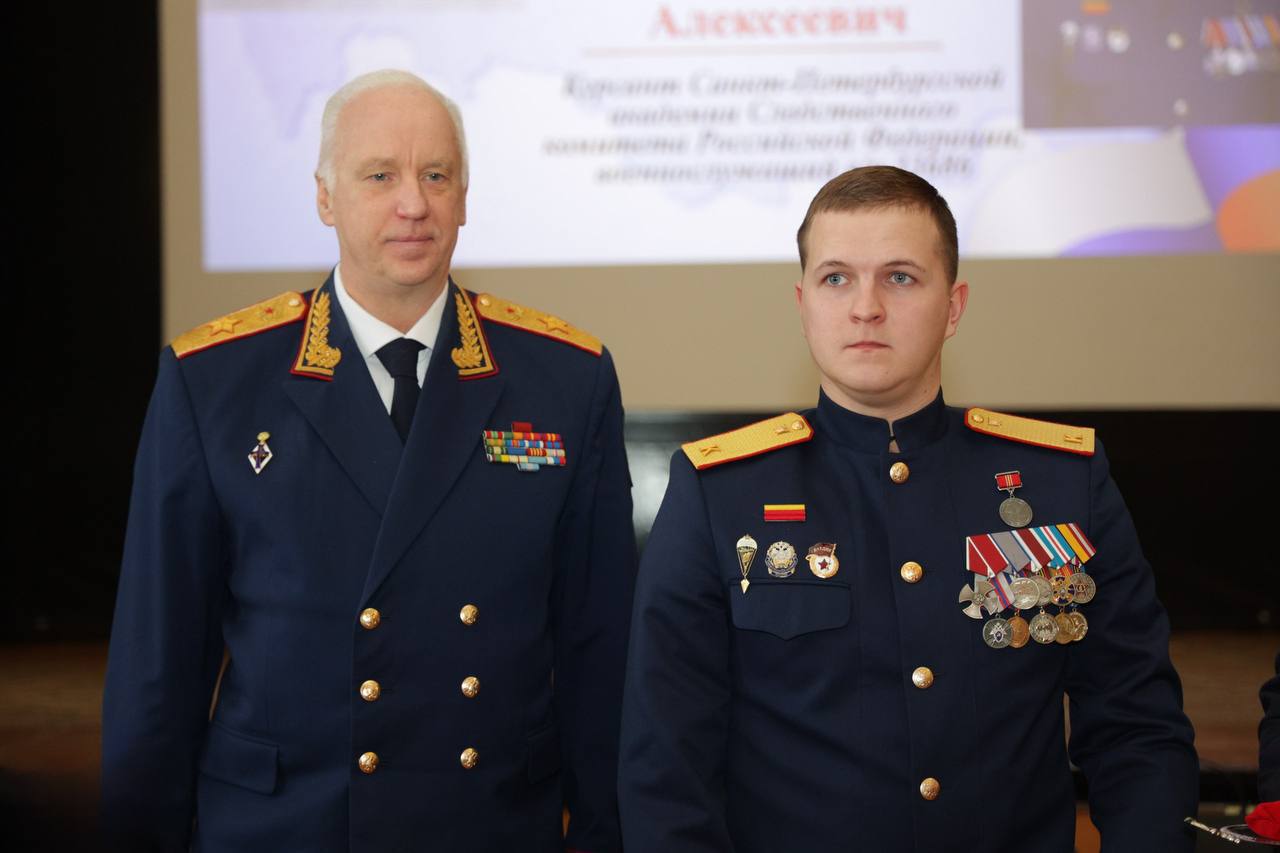 Председатель СК России посетил военнослужащих, проходящих лечение в Санкт-Петербургском госпитале для ветеранов войн Председатель СК России посетил военнослужащих, проходящих лечение в Санкт-Петербургском госпитале для ветеранов войн