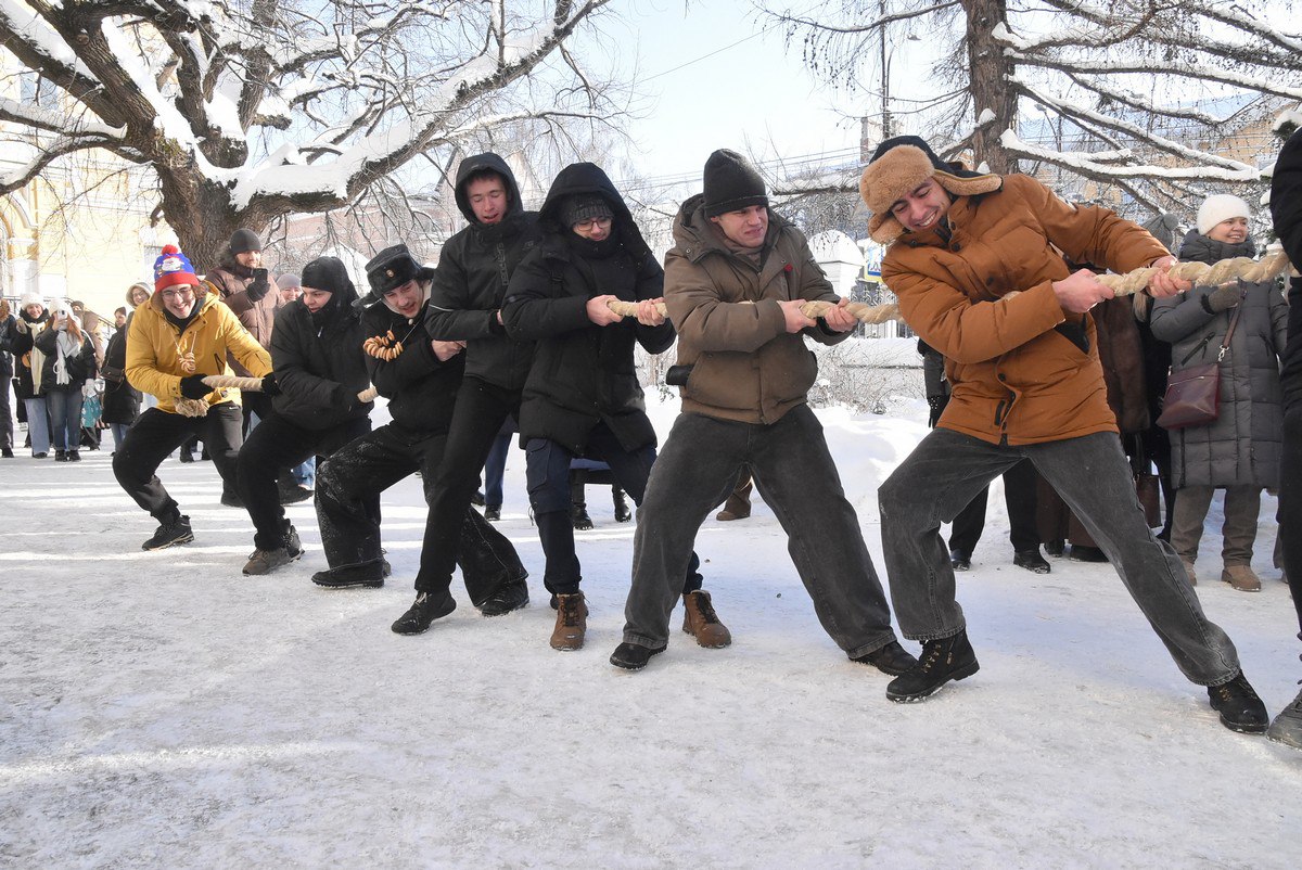 В РГУ имени Сергея Есенина в честь Дня российского студенчества прошли торжественные гуляния В РГУ имени Сергея Есенина в честь Дня российского студенчества прошли торжественные гуляния