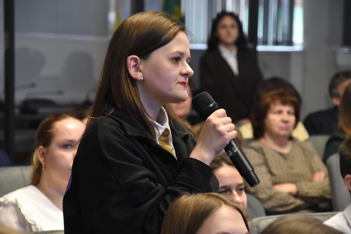 Губернатор Рязанской области Павел Малков сказал, что объединение Касимова и Касимовского района в округ было правильным решением Губернатор Рязанской области Павел Малков сказал, что объединение Касимова и Касимовского района в округ было правильным решением