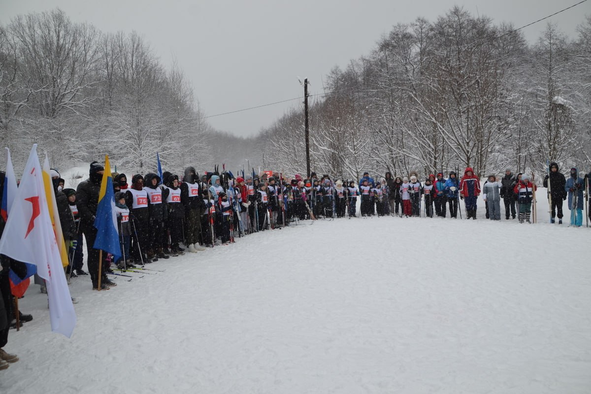 31 января в Запожвском лесу, недалеко от поселка Благодатный, прошли лыжные гонки памяти Героя России Алексея Тучина 31 января в Запожвском лесу, недалеко от поселка Благодатный, прошли лыжные гонки памяти Героя России Алексея Тучина