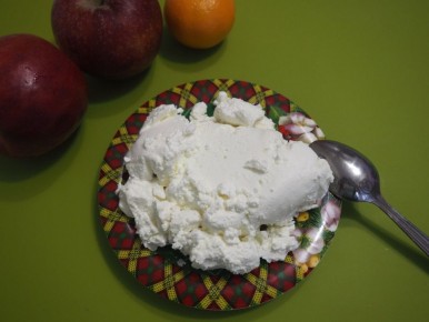 Необычный способ получения творога из кефира, проверенный временем