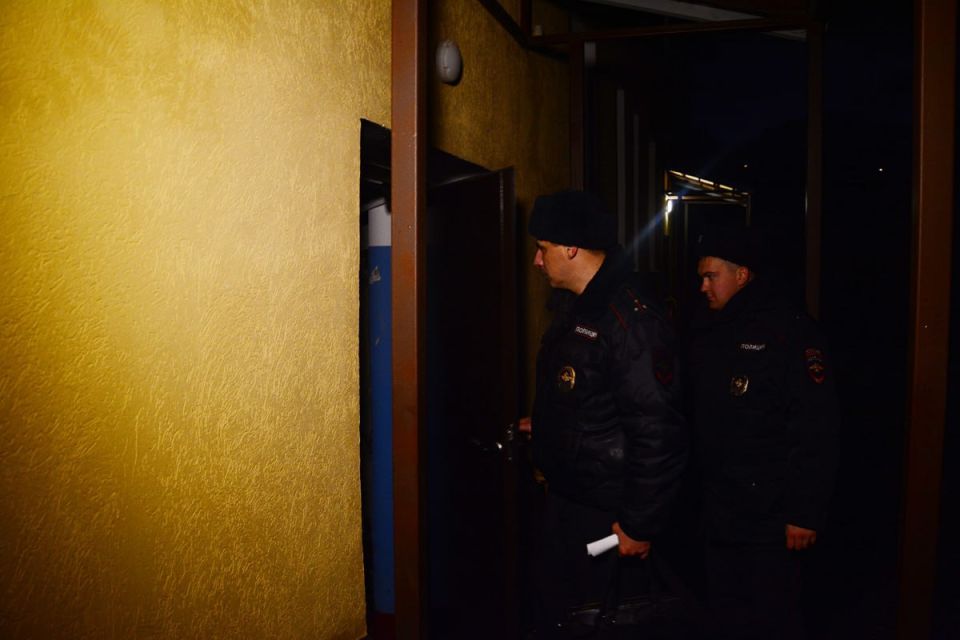 В Рязани полицейские выявили «резиновую» квартиру на 15 мигрантов