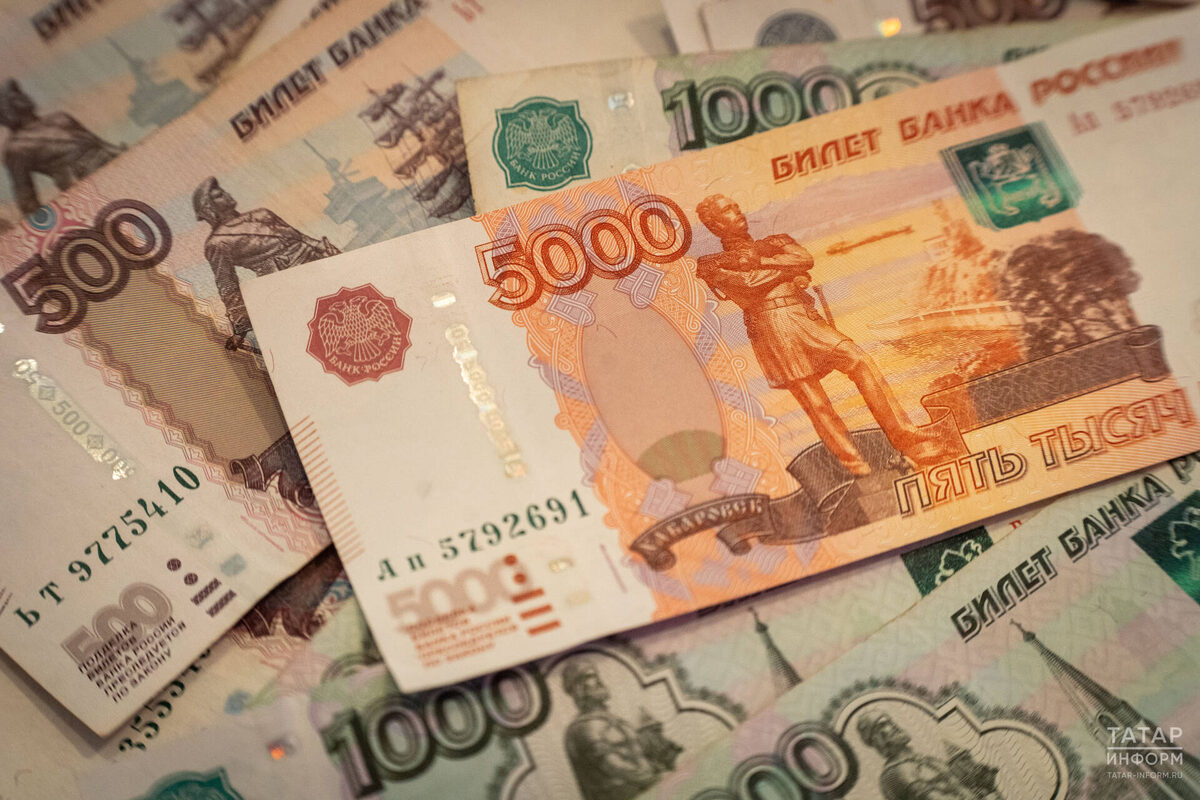 С 1 февраля два новых статуса дадут право на 76,5 тыс. рублей