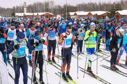 Представители администрации и муниципальных предприятий приняли участие в «Лыжне России-2026»