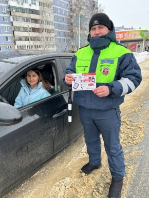 С целью формирования законопослушного поведения на автомобильных дорогах сотрудники Госавтоинспекции Сасовского района провели среди водителей профилактическую акцию «5 фактов о дорожной безопасности»