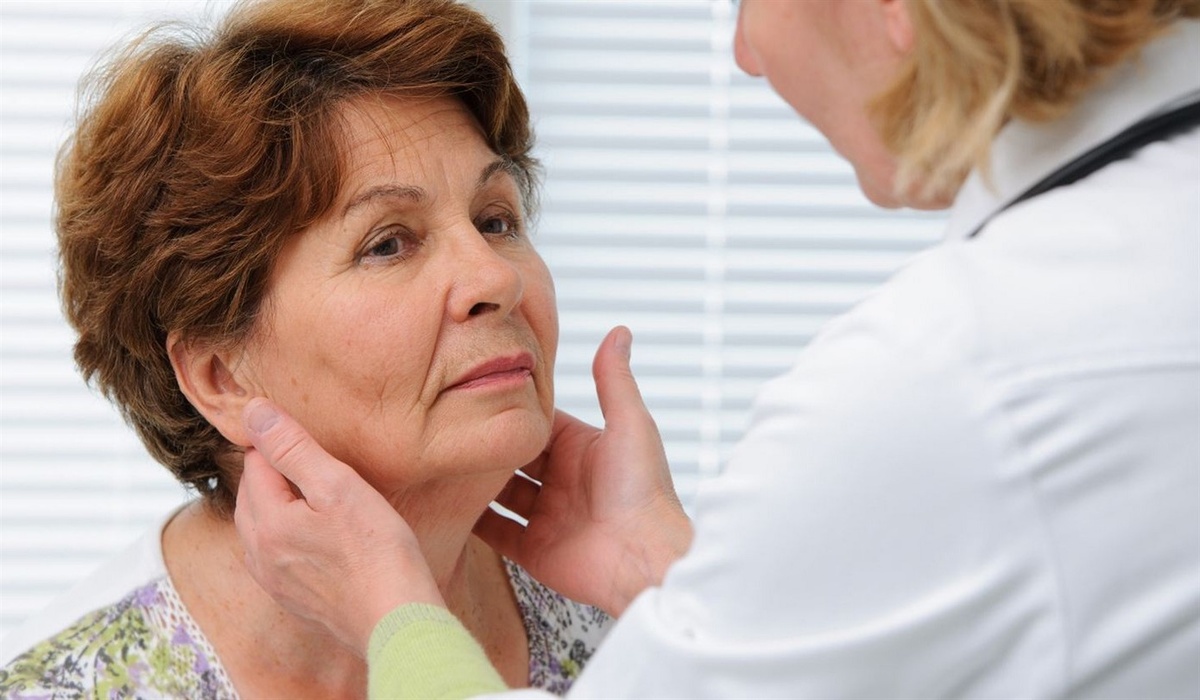 Ошибки, которые могут повредить щитовидной железе после 60 лет