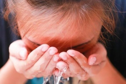 Опасные моющие средства: как избежать потери зрения