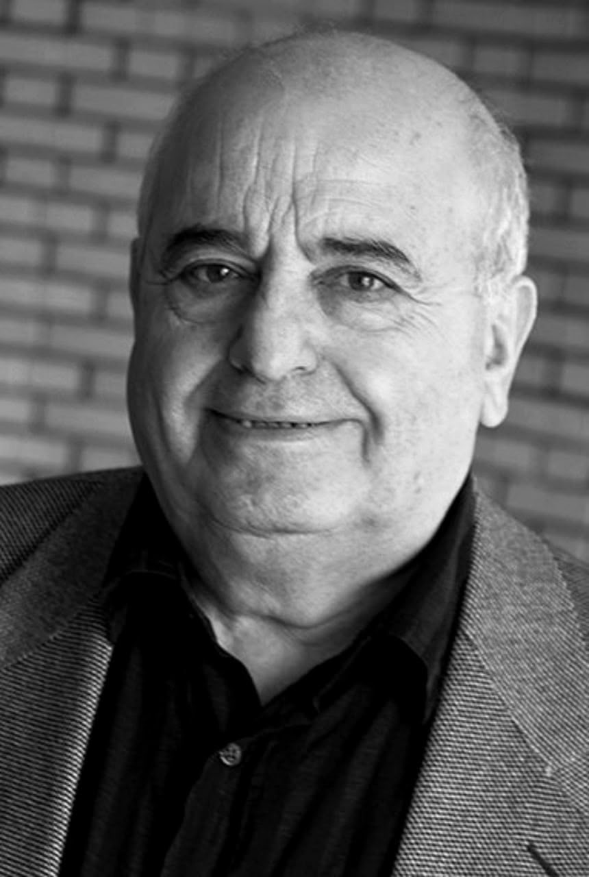 Новости к этому часу:. Умер актер и продюсер Николай Гаро, сообщает Музей Эльдар Рязанова со ссылкой на семью артиста