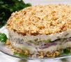 Слоеный салат с печенью и орехами: изысканное украшение любого стола