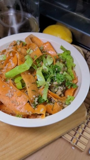 Погрузитесь в мир ярких вкусов с салатом из моркови и киноа