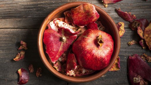 Новая съедобная пленка из гранатовой кожуры продлевает свежесть фруктов