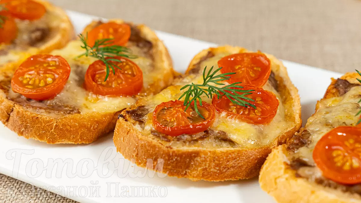 Горячие бутерброды с фаршем: просто, вкусно и сытно!