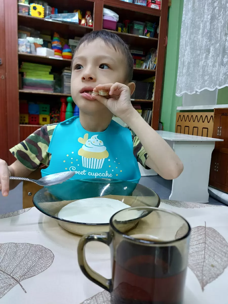 Завтрак с кашей: витаминный заряд для маленьких непосед