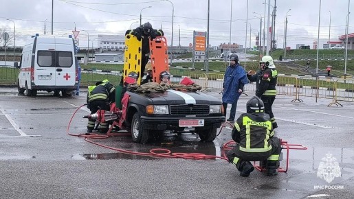 ���������� ���������� ��������� �������� ������ ������ 3 ����� � ��������������� ������������� ��� ������ � ����