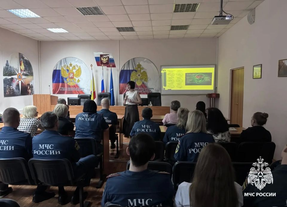 Сотрудникам МЧС России по Рязанской области рассказали о психологических аспектах коррупции