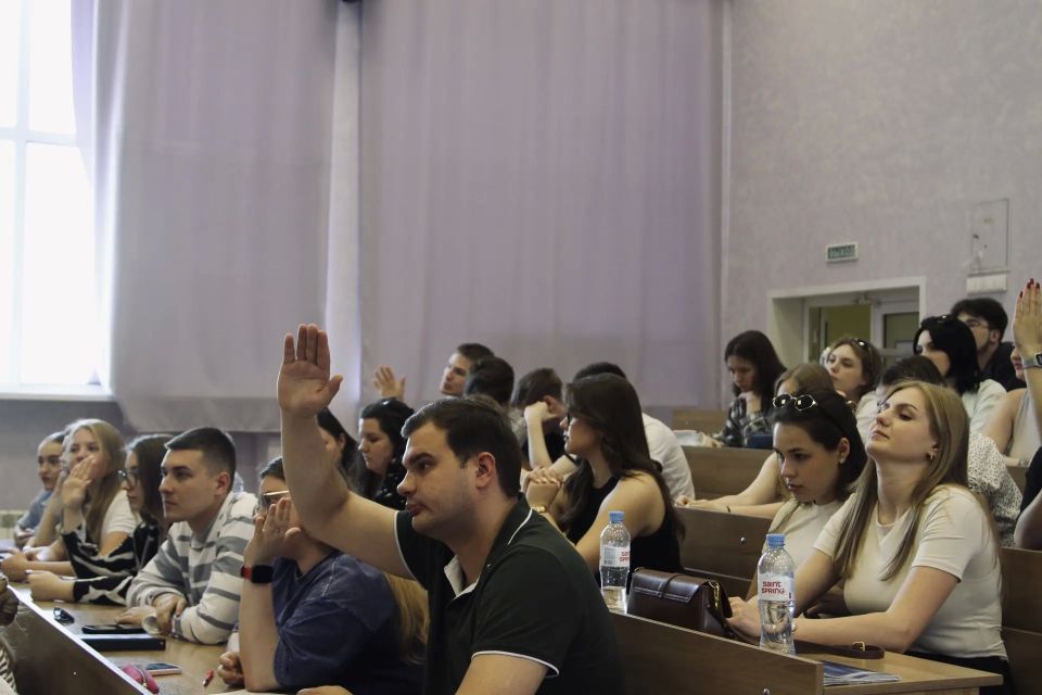 Руководитель следственного управления встретился с выпускниками юридического института Академии права и управления Федеральной службы исполнения наказаний Руководитель следственного управления встретился с выпускниками юридического института Академии права и управления Федеральной службы исполнения наказаний