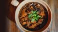 Томленое мясо в горшочках: искусство медленного приготовления
