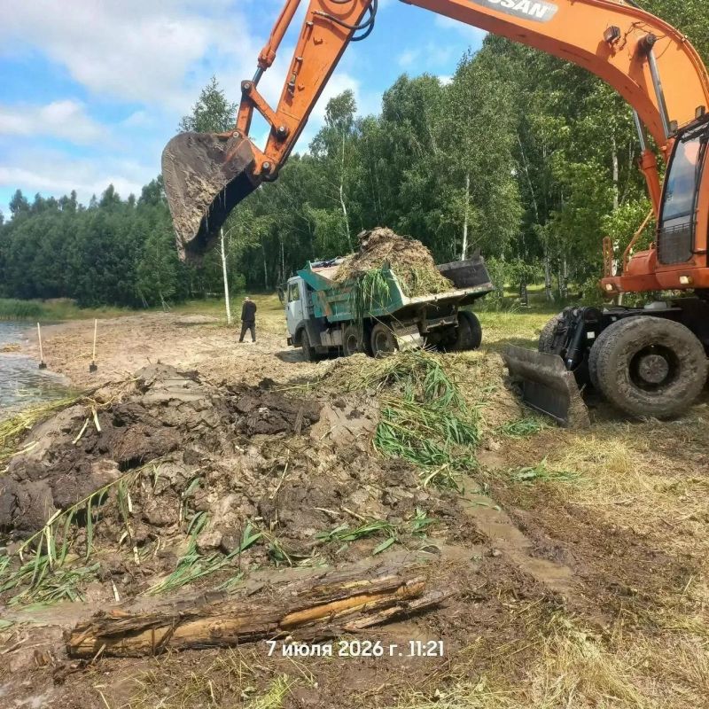 Пляжную зону у озера Святого в Шиловском районе благоустраивают по программе поддержки местных инициатив Пляжную зону у озера Святого в Шиловском районе благоустраивают по программе поддержки местных инициатив
