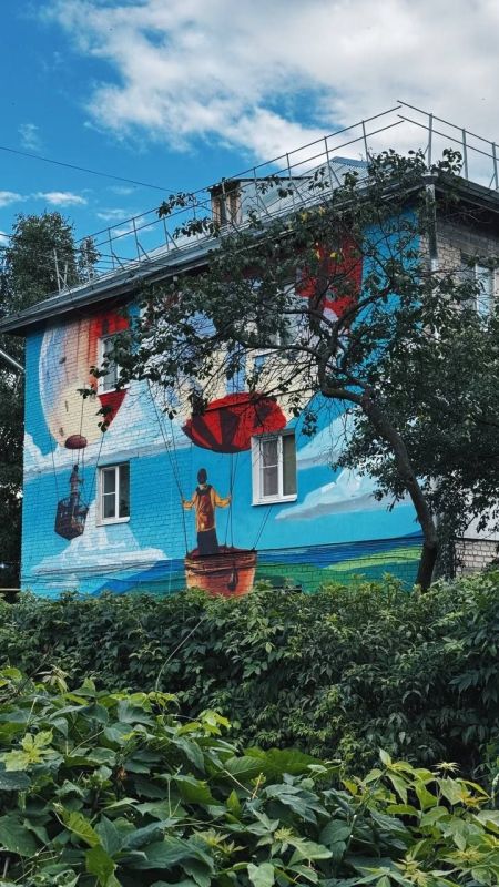 КУЛЬТУРА. Прогулка по Рязани: уличные художники наполнили жилые районы красками! КУЛЬТУРА. Прогулка по Рязани: уличные художники наполнили жилые районы красками!