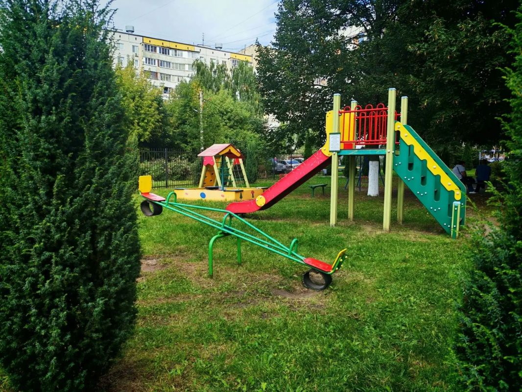Продолжается работа конкурсной комиссии городского конкурса «Лучший ТОС, двор, подъезд» Продолжается работа конкурсной комиссии городского конкурса «Лучший ТОС, двор, подъезд»