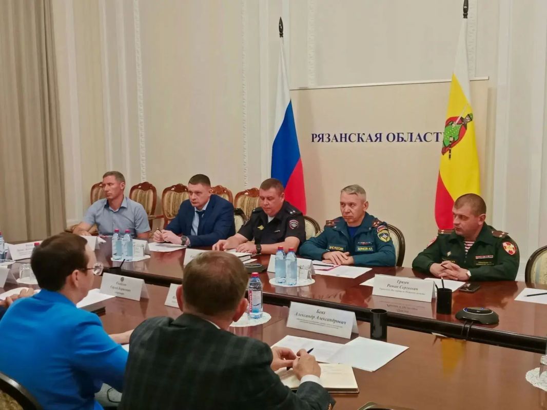 В Правительстве Рязанской области состоялся семинар-совещание в формате ВКС по вопросам подготовки и проведения выборов 18 - 20 сентября 2026 года В Правительстве Рязанской области состоялся семинар-совещание в формате ВКС по вопросам подготовки и проведения выборов 18 - 20 сентября 2026 года