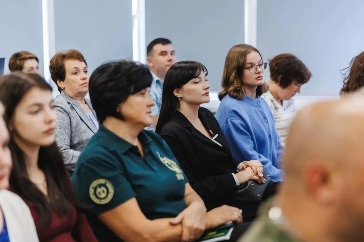 Павел Малков: В центральной библиотеке встретился с жителями Спасского округа Павел Малков: В центральной библиотеке встретился с жителями Спасского округа