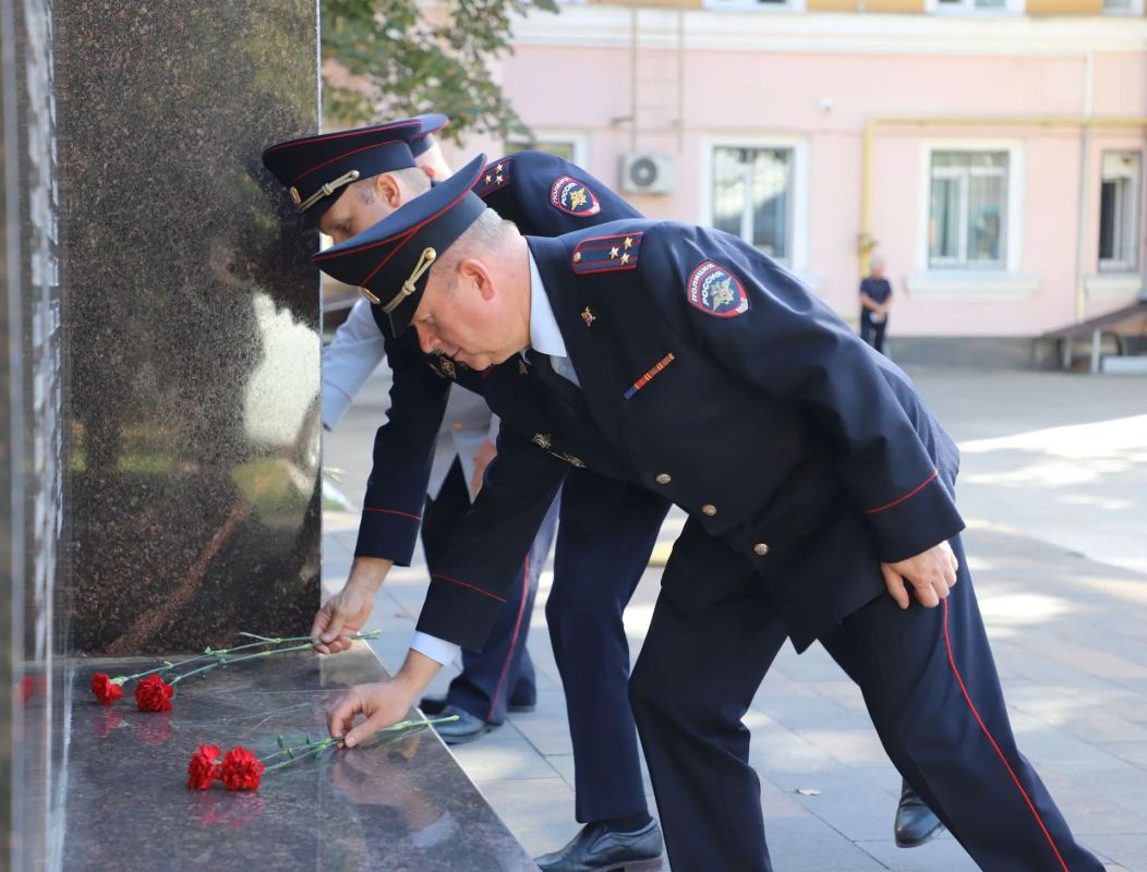 В Музее рязанской полиции прошло торжественное вручение удостоверений кадетам В Музее рязанской полиции прошло торжественное вручение удостоверений кадетам