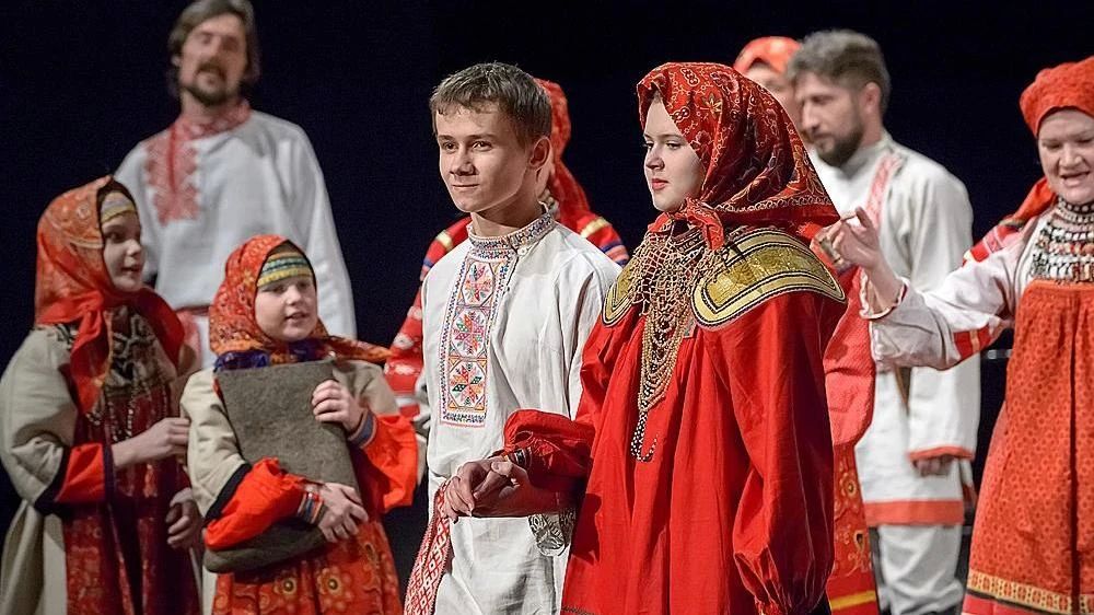 Свадебный ритуал села Секирино Скопинского округа получил статус объекта нематериального этнокультурного достояния федерального уровня – его внесли в соответствующий реестр по приказу Минкультуры России, подписанному в... Свадебный ритуал села Секирино Скопинского округа получил статус объекта нематериального этнокультурного достояния федерального уровня – его внесли в соответствующий реестр по приказу Минкультуры России, подписанному в...