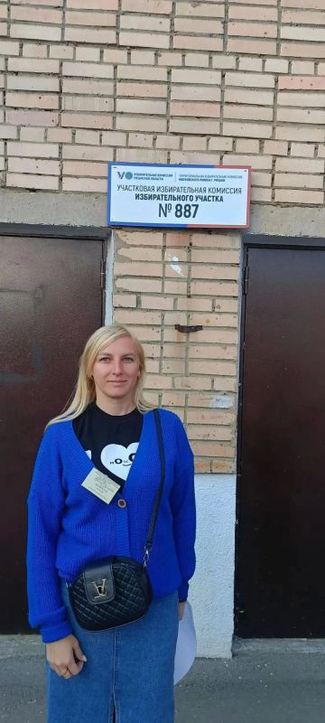 На каждом избирательном участке за прозрачностью и законностью процесса следят наблюдатели На каждом избирательном участке за прозрачностью и законностью процесса следят наблюдатели