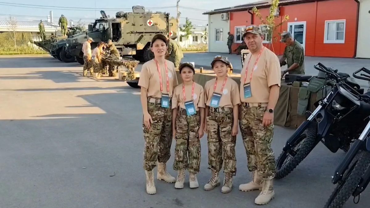 В Волгоградской области стартовал финал Всероссийской игры "Семейная зарница"