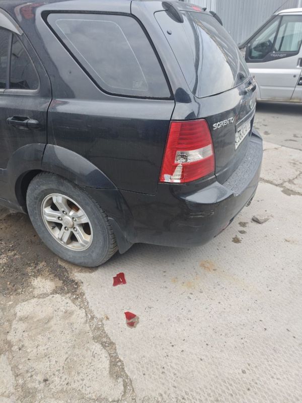 Роман Сапоньков: Короче прикол. В связи тем, что я уже пять часов жду приезда инспекторов ГАИ, я дозвонился на горячую линию МВД