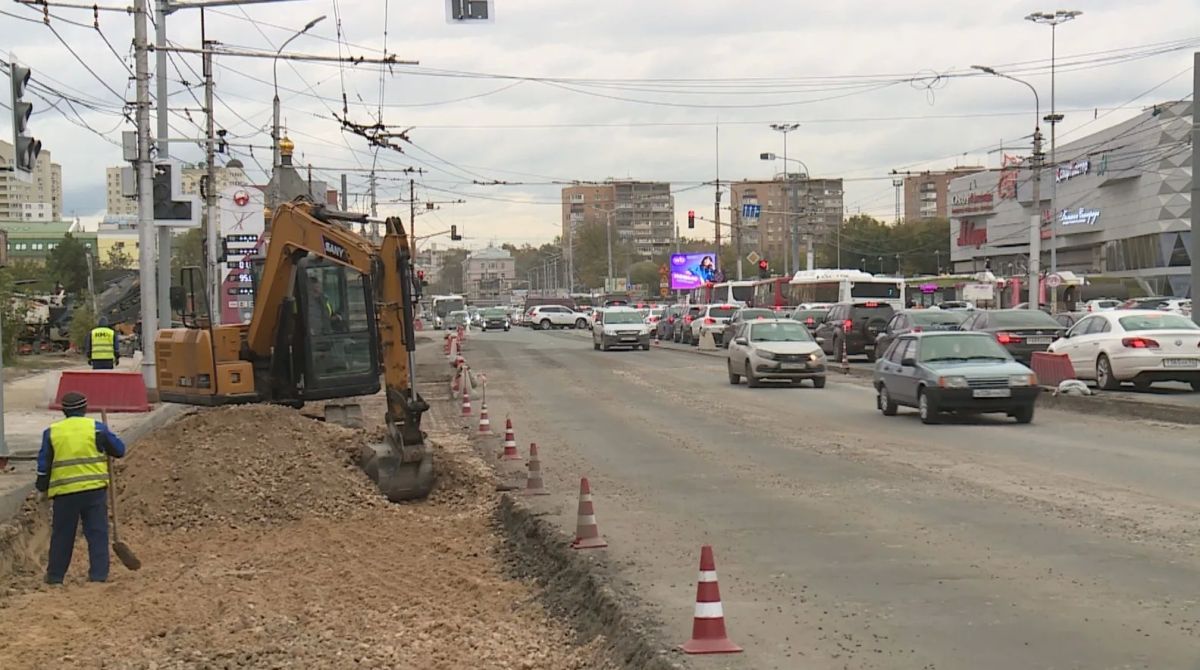 На Московском шоссе временно отменили выделенную полосу для общественного транспорта