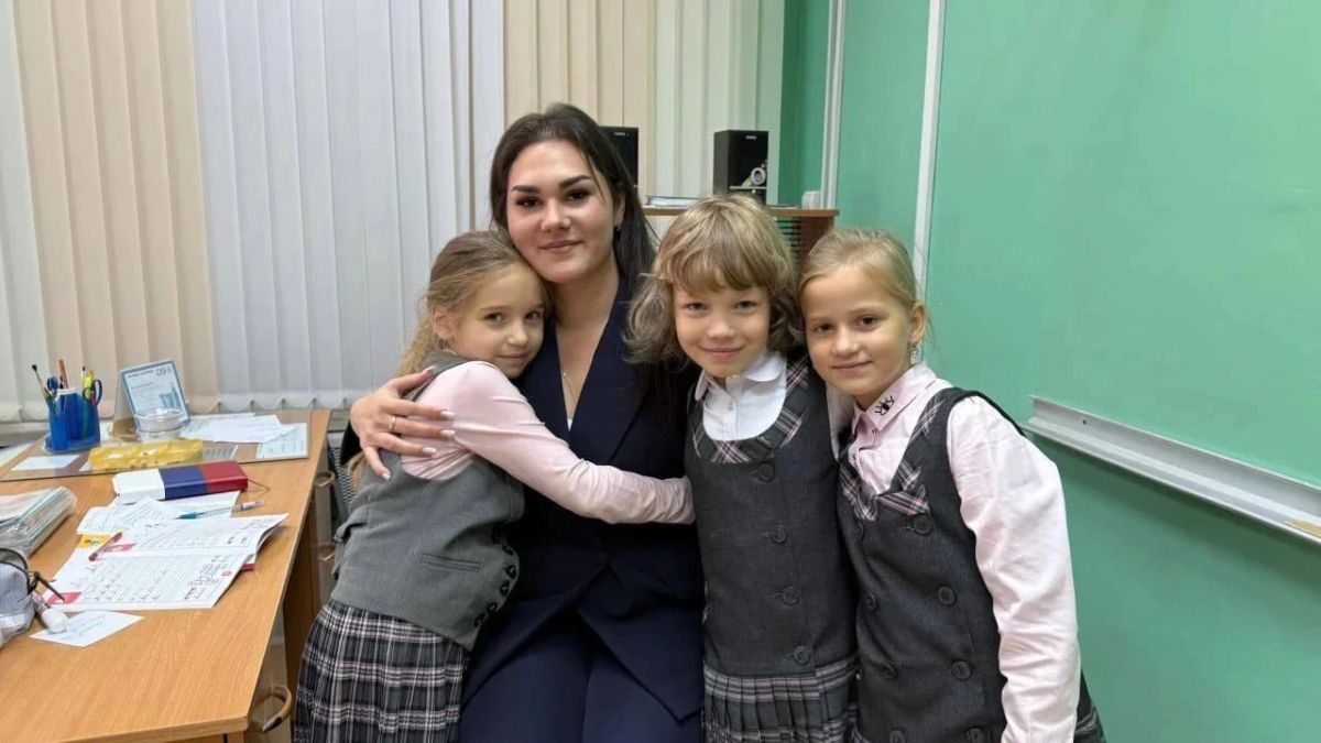 Павел Малков: С Днём учителя!. Настоящий педагог помогает ребёнку поверить в себя, увлечься новым делом и найти свой путь Павел Малков: С Днём учителя!. Настоящий педагог помогает ребёнку поверить в себя, увлечься новым делом и найти свой путь