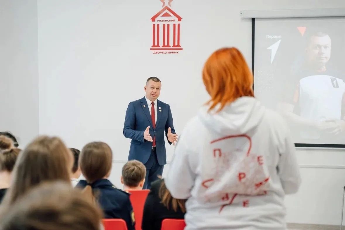 Рязань посетил председатель Правления Движения Первых Артур Орлов Рязань посетил председатель Правления Движения Первых Артур Орлов